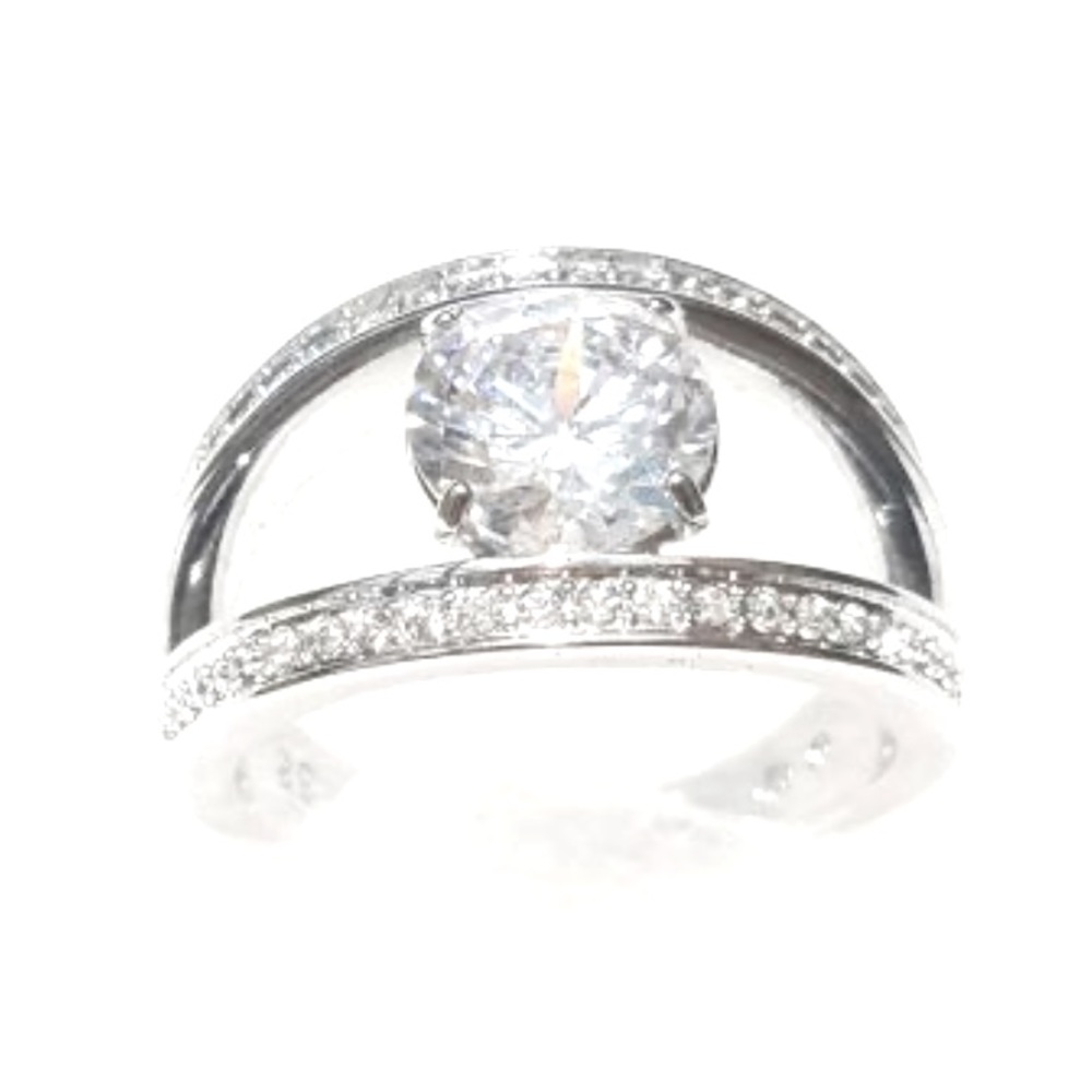SOLD**Swarovski Vitality Crystal Ring